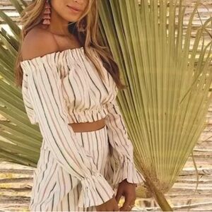 Billabong x Sincerely Jules - Tulum weathers off shoulder crop top - size M